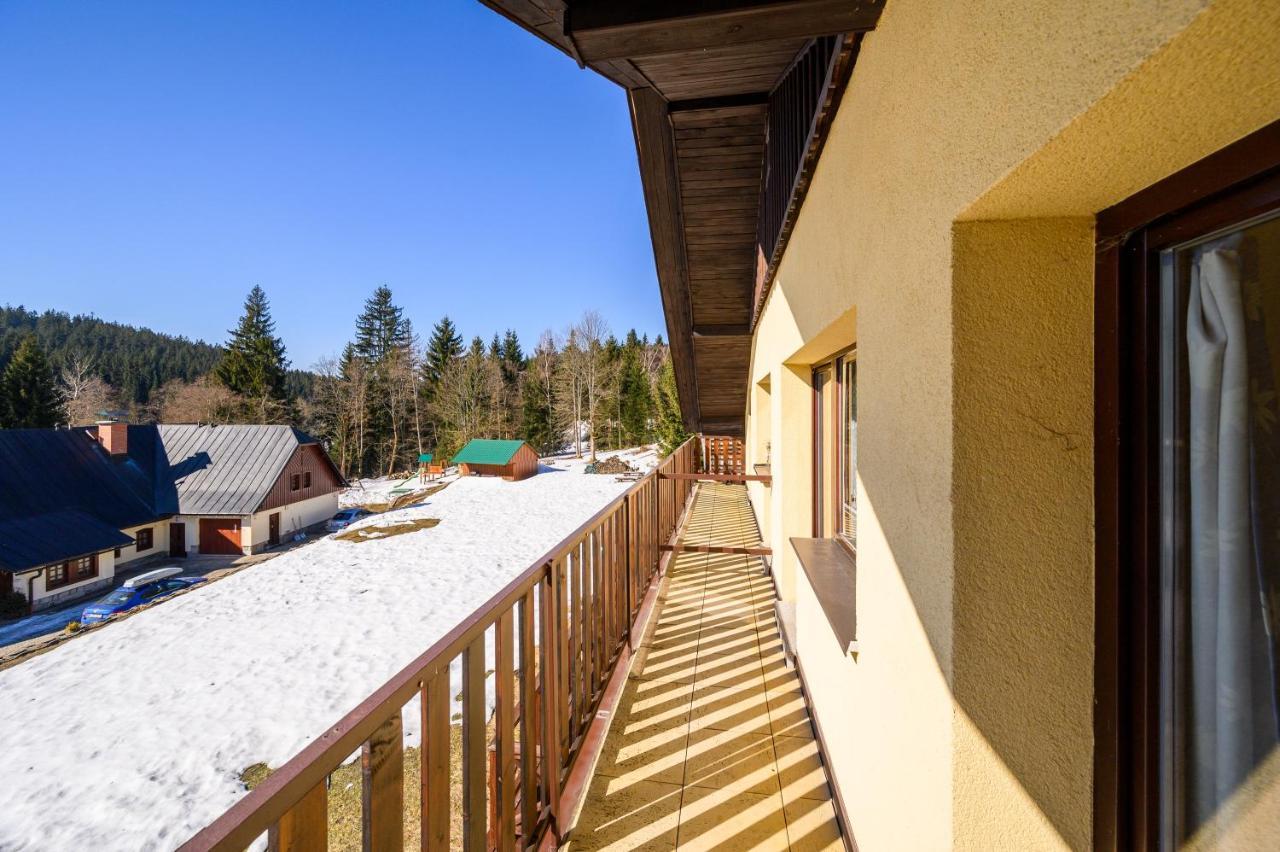 Penzion Petra, Harrachov Lejlighedshotel Eksteriør billede
