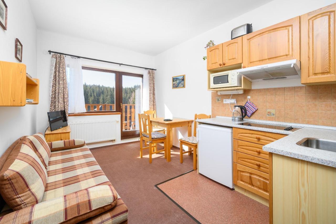 Penzion Petra, Harrachov Lejlighedshotel Eksteriør billede